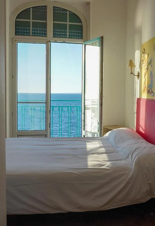Hotel Peron Marseilles 3*,