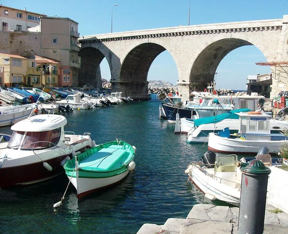 Hotel Peron Marseille 3*,  France
